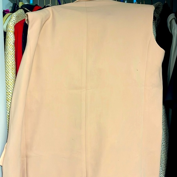 Oversized Vest - Picture 3 of 3